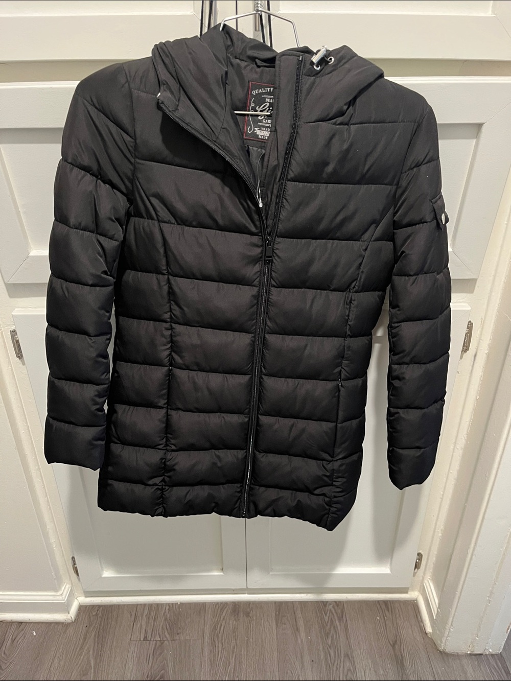 Women's Black Quilted Hooded Puffer Jacket